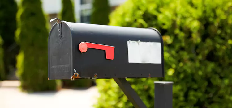 Secure Mailboxes for Packages Chillum